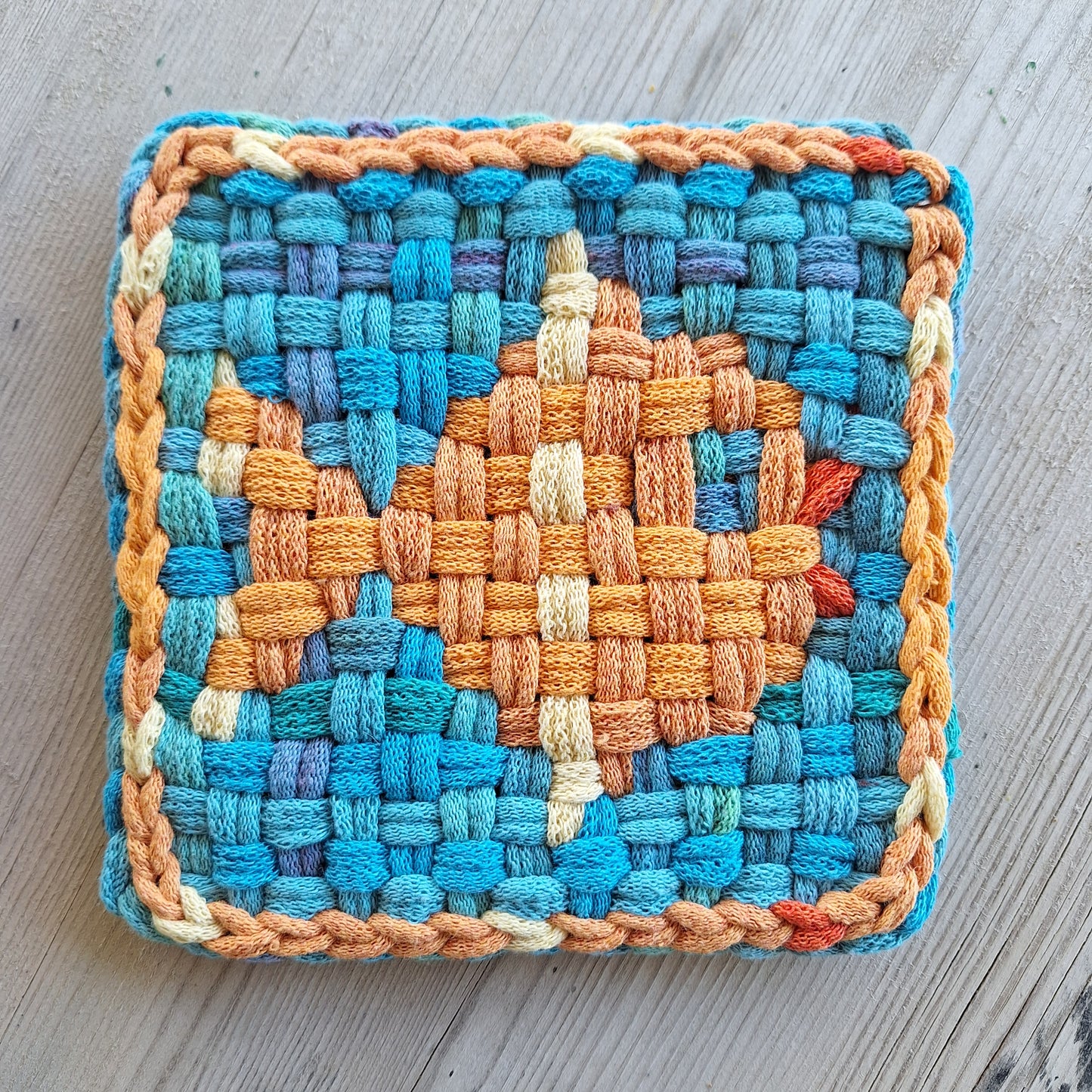 Double Weave Goldfish Potholder by MNPlatypus