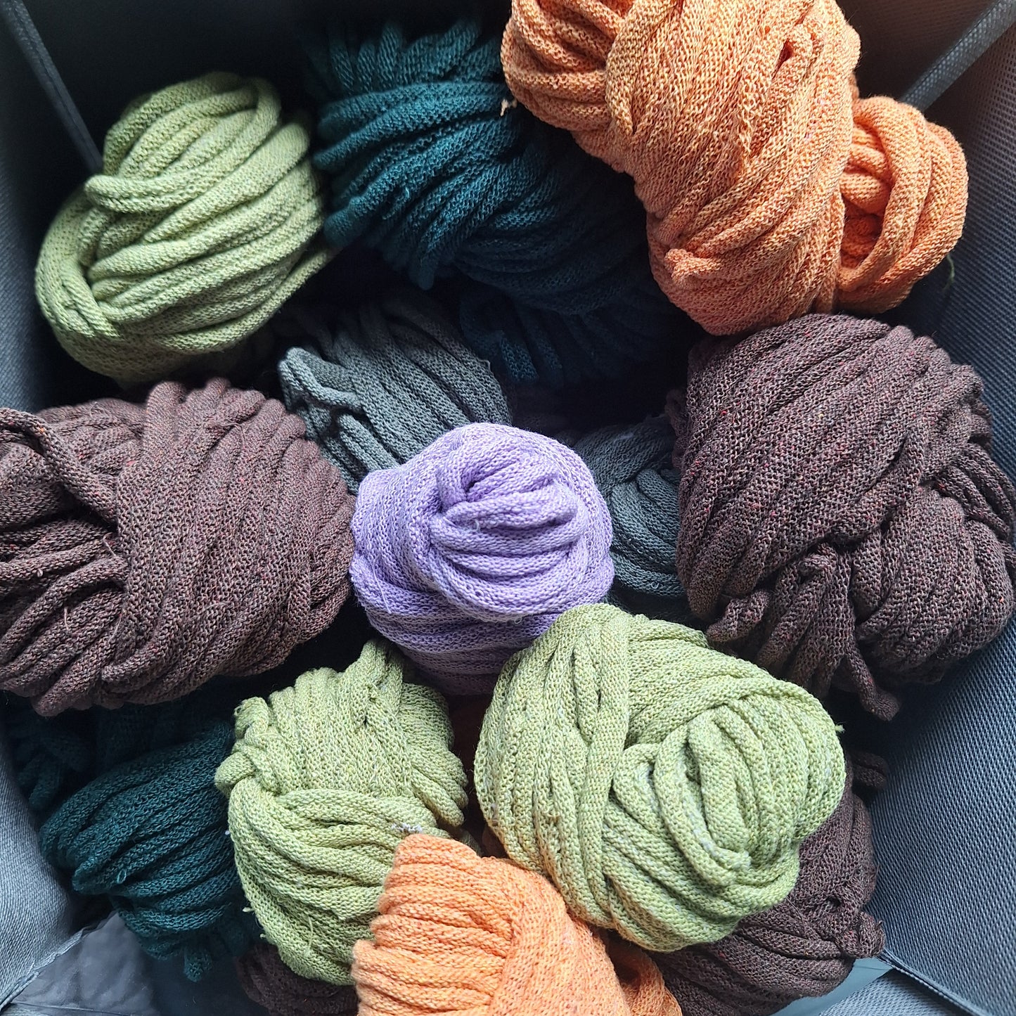 solid color destash loops