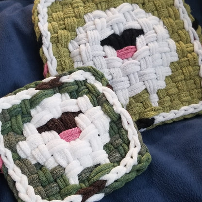 Baa Sheep Double Weave Potholder Pattern by MNPlatypus
