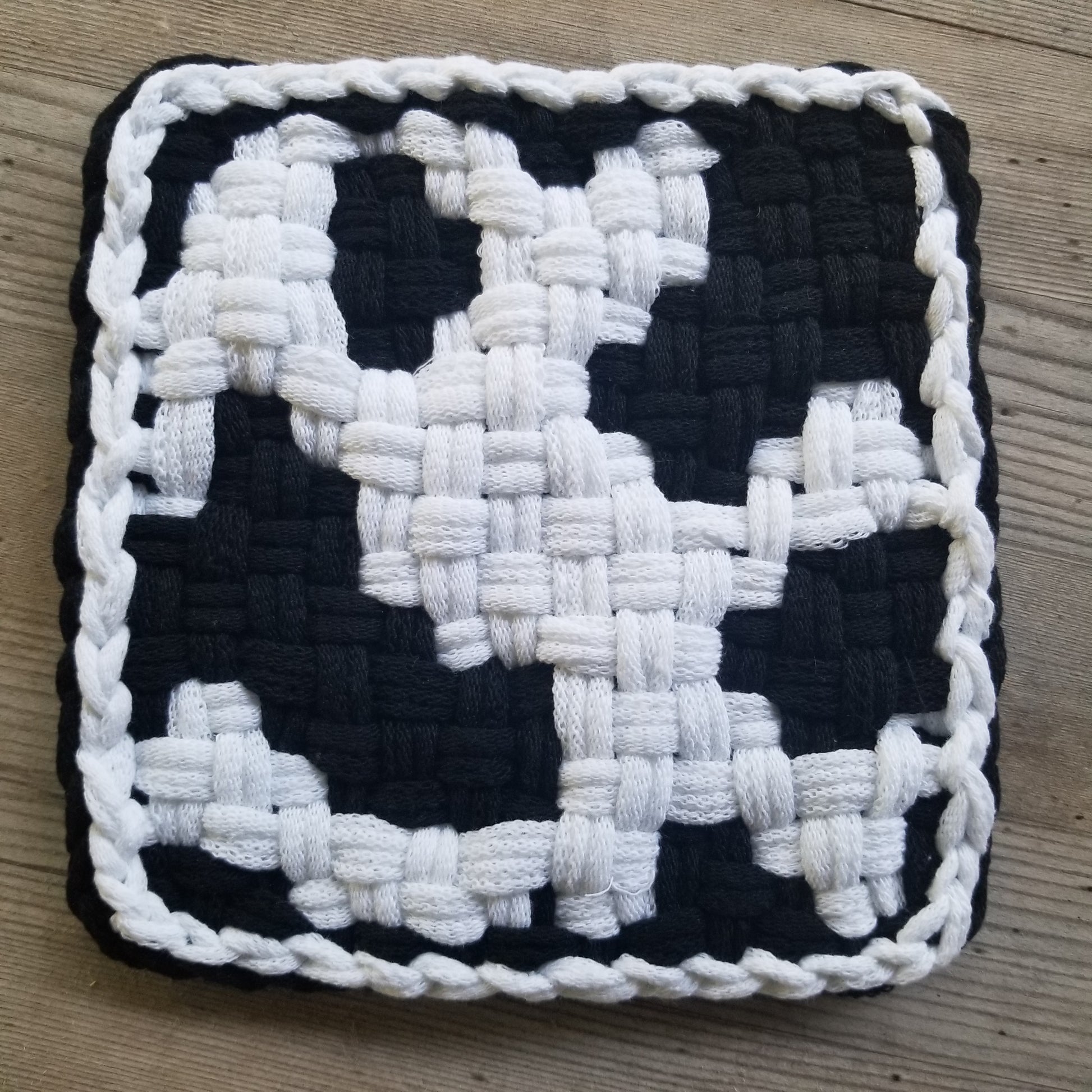 Cow Hide Print Double Weave Potholder Pattern by MNPlatypus