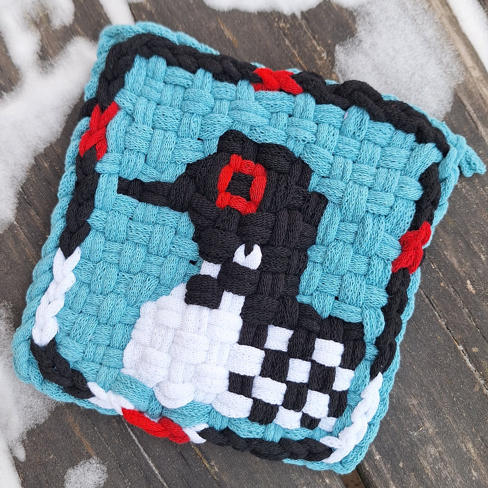 Minnesota Loon woven potholder design