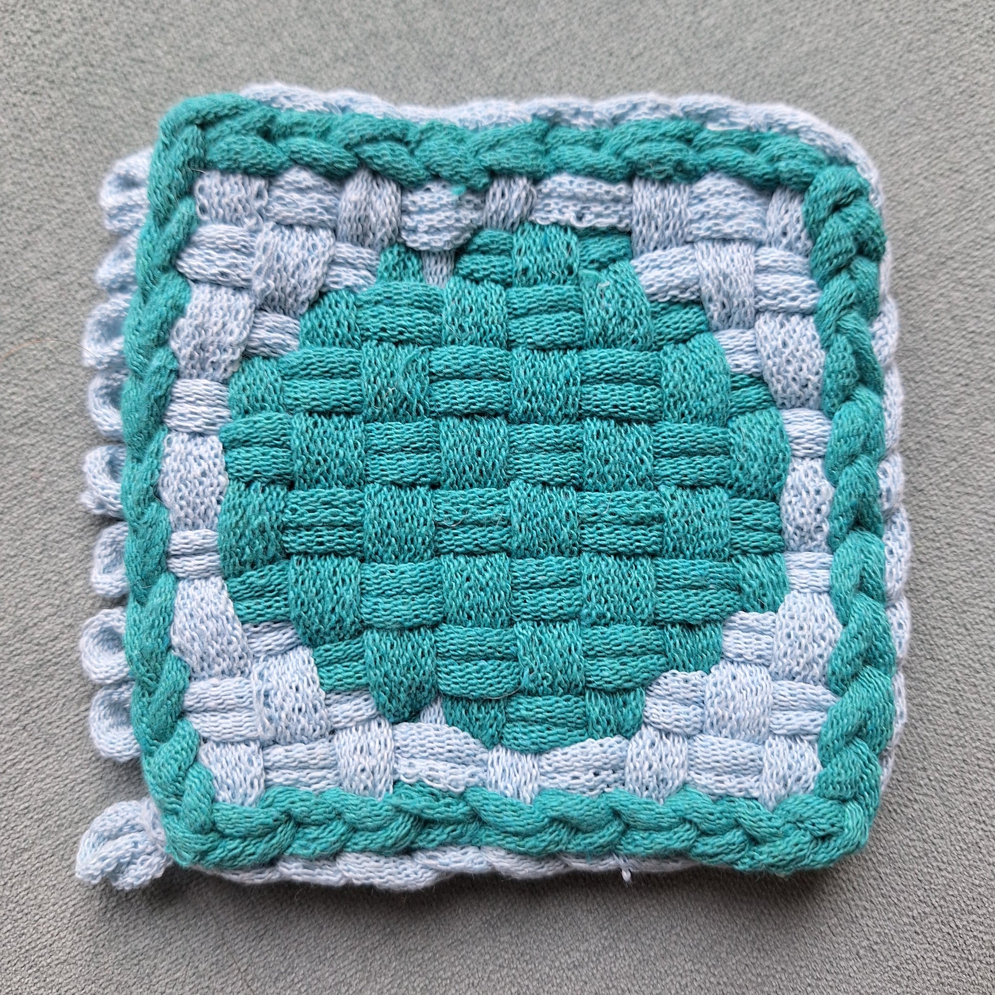 double weave circlepotholder ready for binding