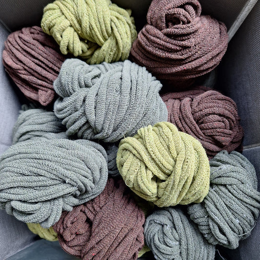solid color destash loops