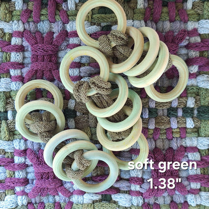 green potholder rings