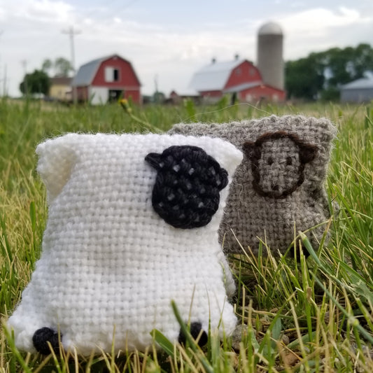 Sheep stuffie that can be made in Zoom Loom class at MNPlatypus Studio